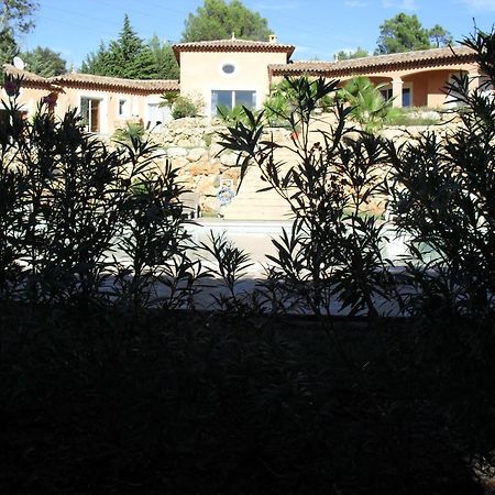 Mas Des Lys Hotel Roquebrune-sur Argens Ngoại thất bức ảnh