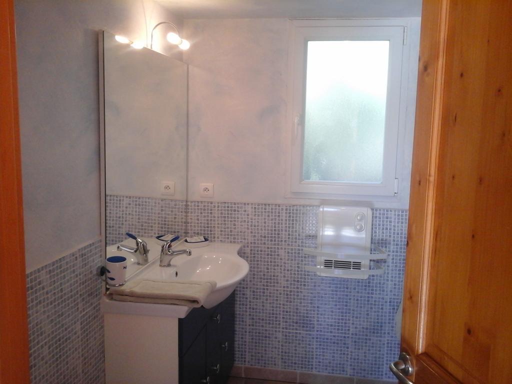 Mas Des Lys Hotel Roquebrune-sur Argens Phòng bức ảnh