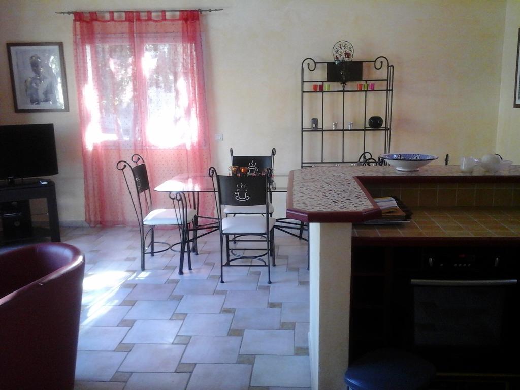 Mas Des Lys Hotel Roquebrune-sur Argens Ngoại thất bức ảnh